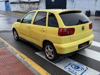Usado Seat Ibiza Sport 110 HP (80 kW) 2002 Amarelo Citadino
