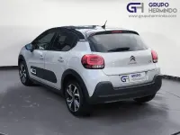 Usado Citroën C3 Shine 102 CV (75 kW) 2022 Beige Berlina