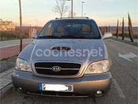 Usado Kia Carnival LX 144 CV (105 kW) 2006 Gris / plata Monovolumen