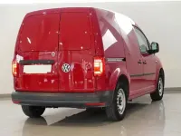 Usado VW Caddy Edition 102 CV (75 kW) 2020 Rojo Monovolumen