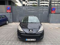Usado Peugeot 207 70 CV (51 kW) 2010 Negro Berlina