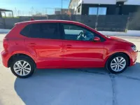 Usado VW Polo Advance 75 CV (55 kW) 2015 Rojo Utilitario