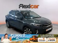 Usado Kia Stonic 101 CV (74 kW) 2021 Gris SUV