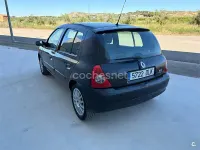 Usado Renault Clio II Authentique 80 CV (58 kW) 2005 Negro Berlina