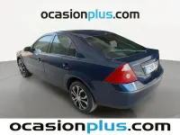 Usado Ford Mondeo Ghia 131 CV (96 kW) 2005 Azul Berlina