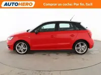 Usado Audi A1 Attraction 115 CV (84 kW) 2017 Rojo Utilitario