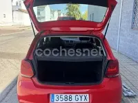 Usado VW Polo Advance 70 CV (51 kW) 2010 Rojo Utilitario