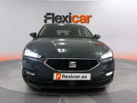 Usado Seat Leon Style 116 CV (85 kW) 2025 Gris Familiar