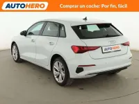 Usado Audi A3 Advanced 110 CV (80 kW) 2021 Blanco Berlina