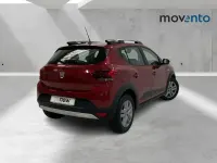 Usado Dacia Sandero Comfort 91 CV (66 kW) 2022 Rojo Berlina