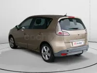Usado Renault Scénic LIMITED 115 CV (84 kW) 2015 Beige Monovolumen