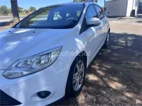 Usado Ford Focus Trend 100 CV (73 kW) 2013 Blanco Berlina