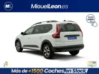Usado Dacia Jogger Expression 110 CV (80 kW) 2023 Blanco Monovolumen