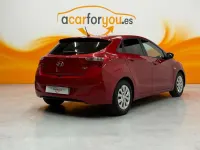 Usado Hyundai i30 101 CV (74 kW) 2016 Rojo Utilitario