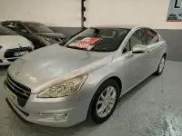 Usado Peugeot 508 Active 112 CV (82 kW) 2012 Gris / plata Berlina