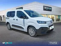 Usado Fiat Doblò 101 CV (74 kW) 2025 Blanco Monovolumen