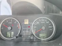 Usado Ford Fiesta Trend 68 CV (50 kW) 2004 Azul Utilitario