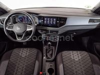 Usado VW Polo R-line 110 CV (80 kW) 2024 Azul Berlina