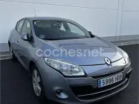 Usado Renault Mégane 110 CV (80 kW) 2011 Gris / plata Berlina