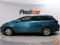 Usado Toyota Auris Hybrid Active 136 CV (100 kW) 2017 Azul Familiar