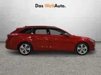 Usado Seat Leon FR 150 CV (110 kW) 2024 Rojo Berlina