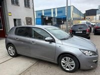 Usado Peugeot 308 Style 130 CV (95 kW) 2016 Gris / plata Berlina