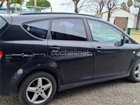 Usado Seat Altea XL Ecomotive 105 CV (77 kW) 2010 Negro Monovolumen