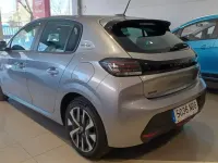 Usado Peugeot 208 Style 100 CV (73 kW) 2025 Gris Utilitario