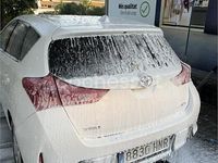 Usado Toyota Auris Active 90 CV (66 kW) 2013 Blanco Berlina