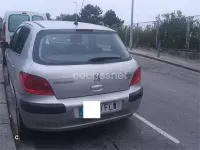 Usado Peugeot 307 110 CV (80 kW) 2007 Gris / plata Berlina