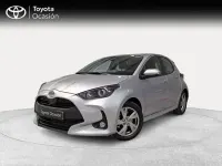 Usado Toyota Yaris Active 116 CV (85 kW) 2025 Gris / plata Utilitario