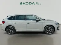 Usado Skoda Scala Selection 115 CV (84 kW) 2025 Gris / plata Utilitario