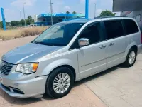 Usado Lancia Voyager Silver 163 CV (119 kW) 2012 Gris / plata Monovolumen