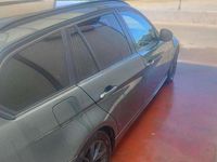 Usado BMW 318 143 CV (105 kW) 2011 Verde Familiar