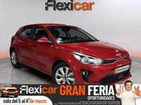 Usado Kia Rio 100 CV (73 kW) 2022 Rojo