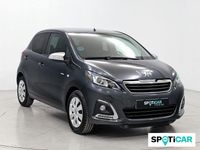 Usado Peugeot 108 Active 72 CV (52 kW) 2022 Gris Berlina