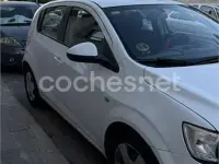 Usado Chevrolet Aveo LT 95 CV (69 kW) 2013 Blanco Berlina