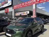 Usado Ford Kuga ST-Line 150 CV (110 kW) 2025 Verde SUV