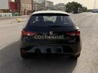Usado Seat Leon Style 105 CV (77 kW) 2013 Negro Berlina