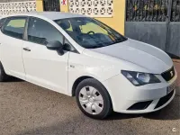 Usado Seat Ibiza Reference 90 CV (66 kW) 2016 Blanco Berlina