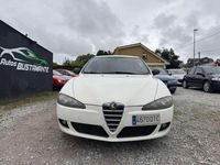 Usado Alfa Romeo 147 Distinctive 105 CV (77 kW) 2005 Blanco Utilitario