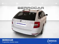 Usado Skoda Octavia Ambition 115 CV (84 kW) 2019 Blanco Familiar