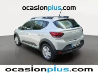Usado Dacia Sandero Expression 91 CV (66 kW) 2024 Gris plata Utilitario