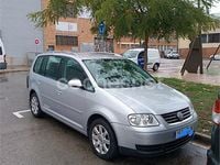 Usado VW Touran Advance 140 CV (102 kW) 2005 Gris / plata Monovolumen