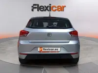 Usado Seat Ibiza Reference 80 CV (58 kW) 2021 Gris Utilitario