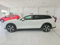 Usado Volvo V60 CC Pro 190 CV (139 kW) 2020 Blanco Familiar
