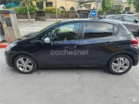 Usado Peugeot 208 Active 82 HP (60 kW) 2016 Azul Citadino