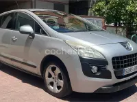 Usado Peugeot 3008 Active 112 CV (82 kW) 2010 Gris / plata Familiar
