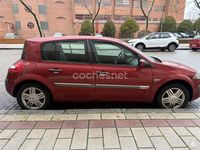 Usado Renault Mégane II Privilege 120 CV (88 kW) 2003 Rojo Berlina