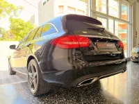 Usado Mercedes C180 Avantgarde 156 CV (114 kW) 2015 Negro Familiar